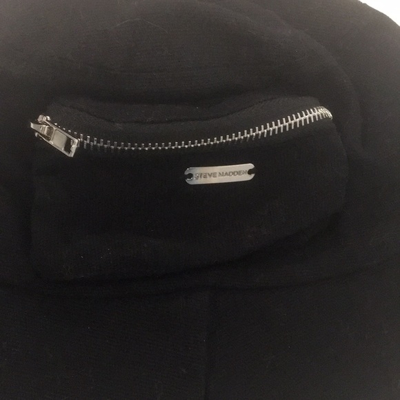 STEVE MADDEN Women’s Black Canvas Bucket Hat - Picture 4 of 6